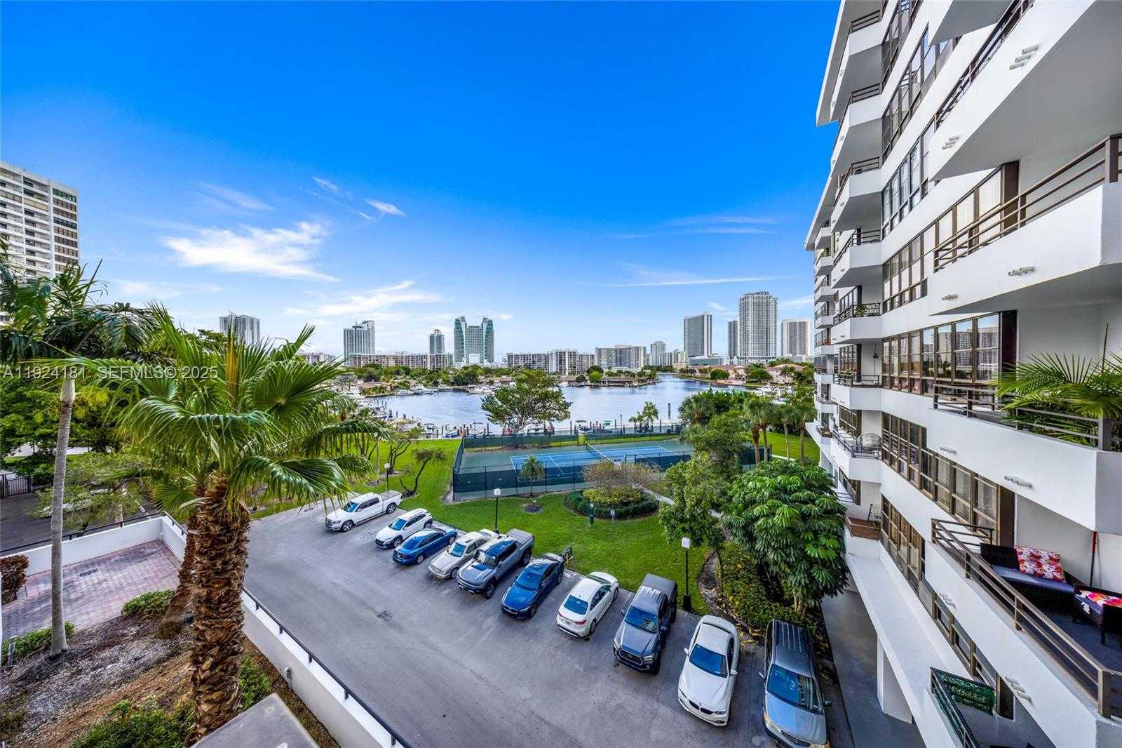 Small Image of 500 THREE ISLANDS BLVD #117, Hallandale Beach Number 13