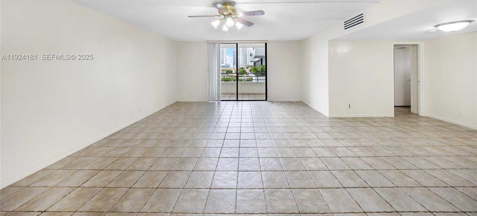 Small Image of 500 THREE ISLANDS BLVD #117, Hallandale Beach Number 24