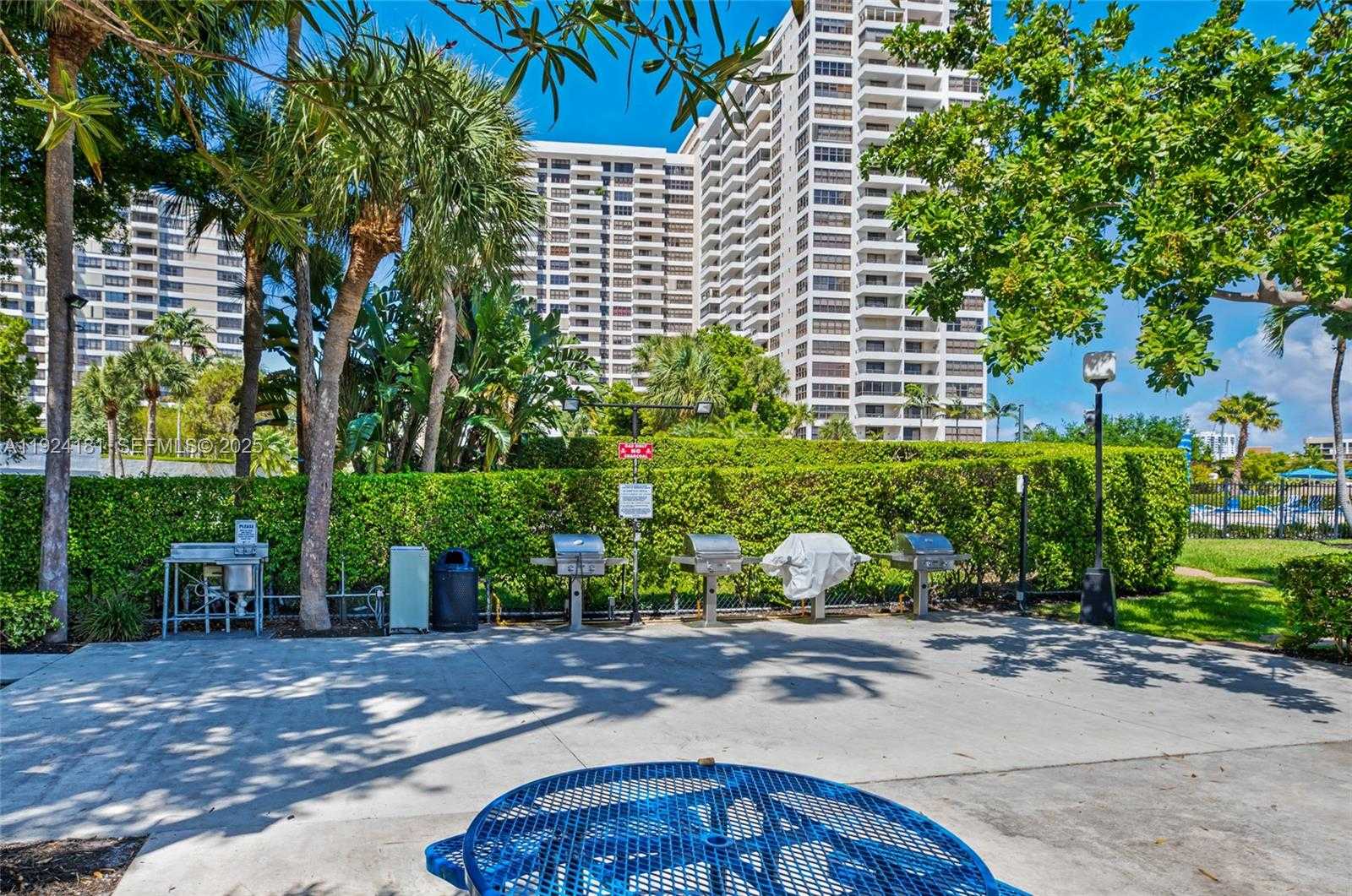 Small Image of 500 THREE ISLANDS BLVD #117, Hallandale Beach Number 4