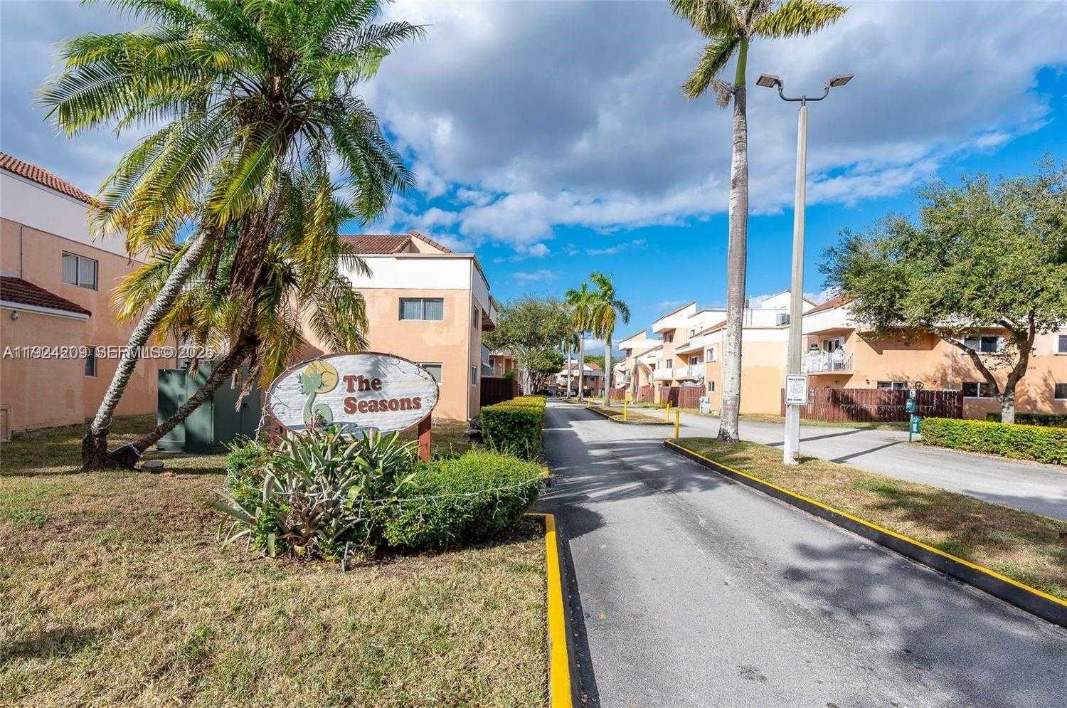 Small Image of 14915 SOUTH WEST 80TH ST #112, Miami Number 1