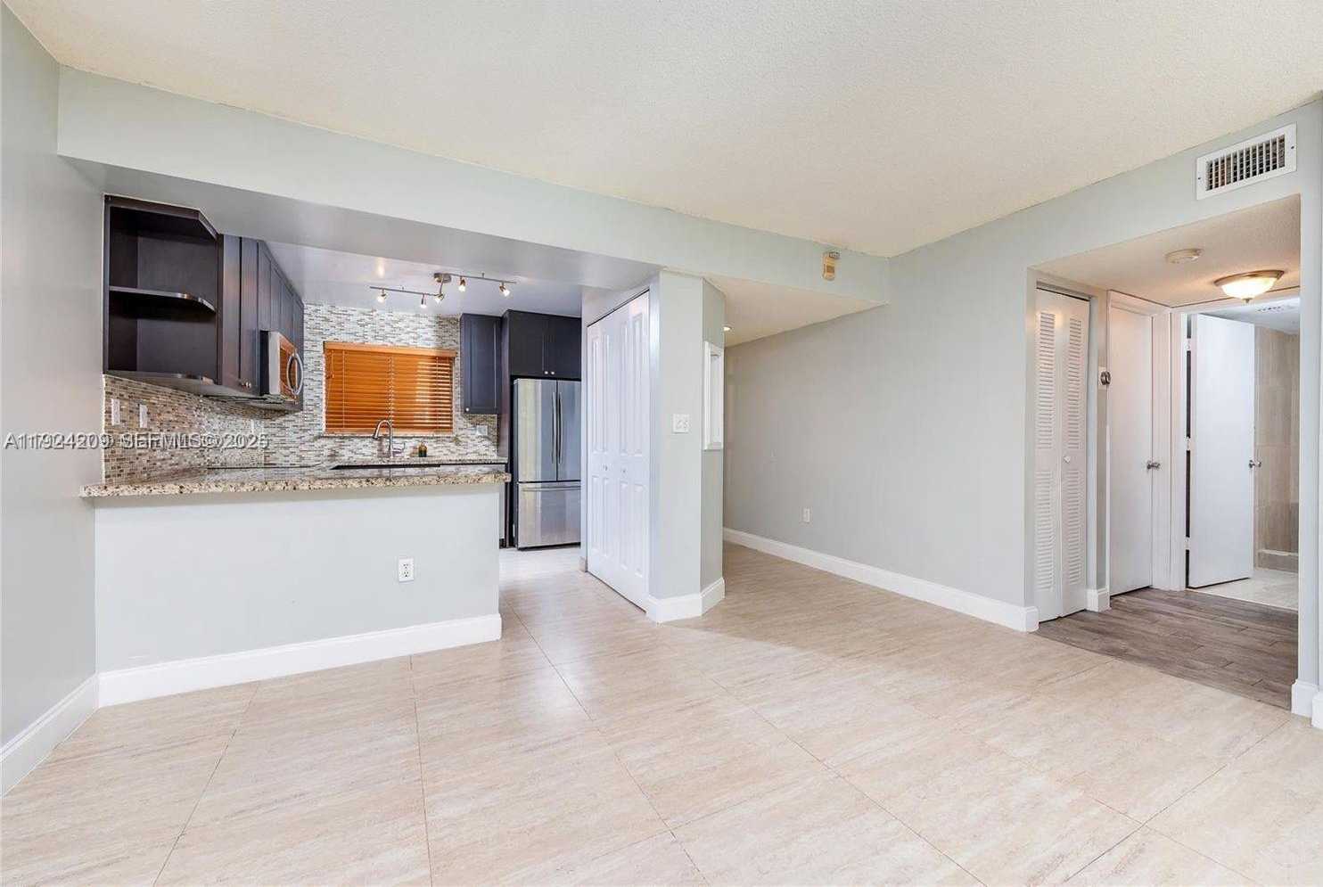 Small Image of 14915 SOUTH WEST 80TH ST #112, Miami Number 10