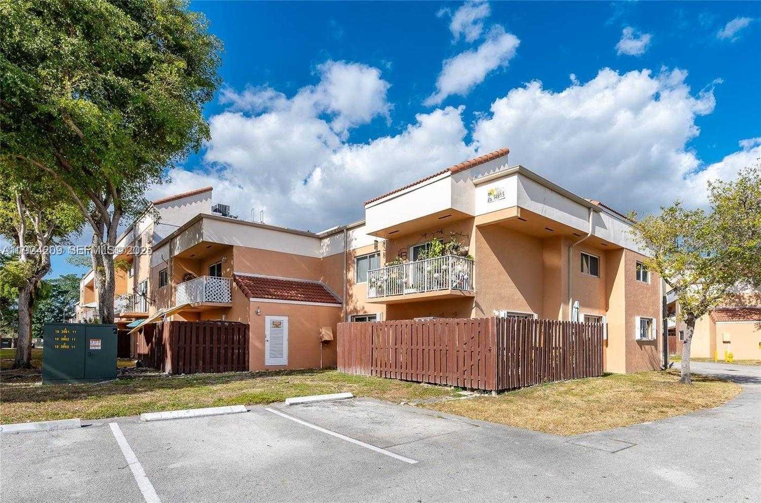 Small Image of 14915 SOUTH WEST 80TH ST #112, Miami Number 28