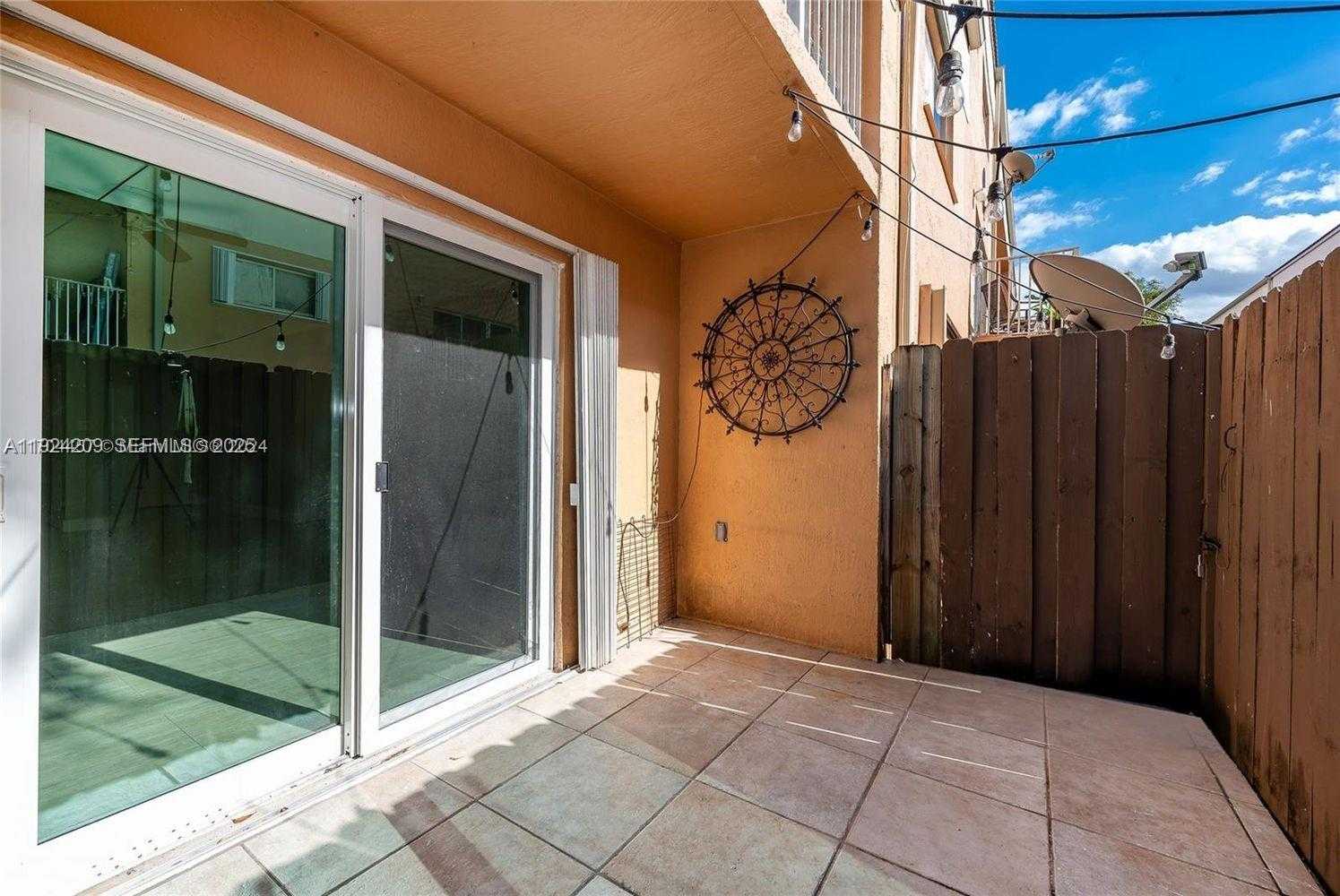 Small Image of 14915 SOUTH WEST 80TH ST #112, Miami Number 6