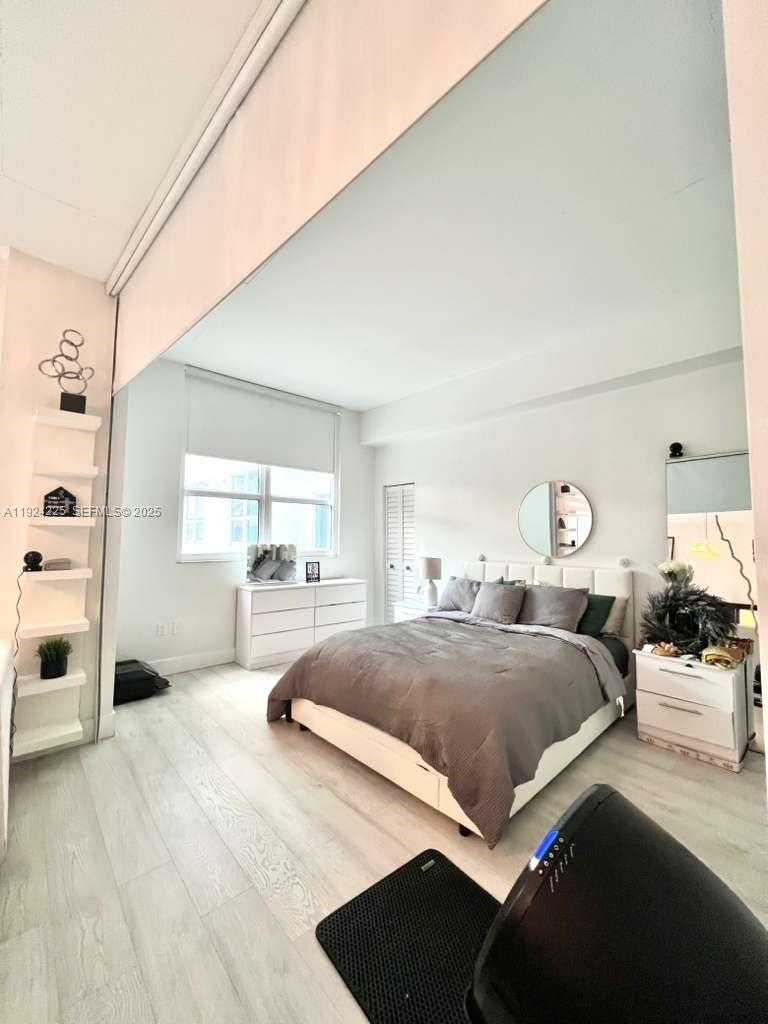 Small Image of 133 NORTH EAST 2ND AVE #208, Miami Number 11