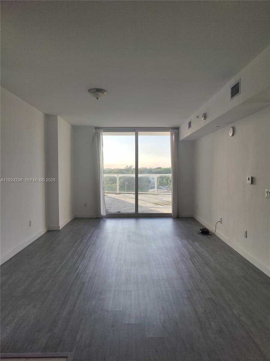 Small Image of 4250 BISCAYNE BLVD #514, Miami Number 11