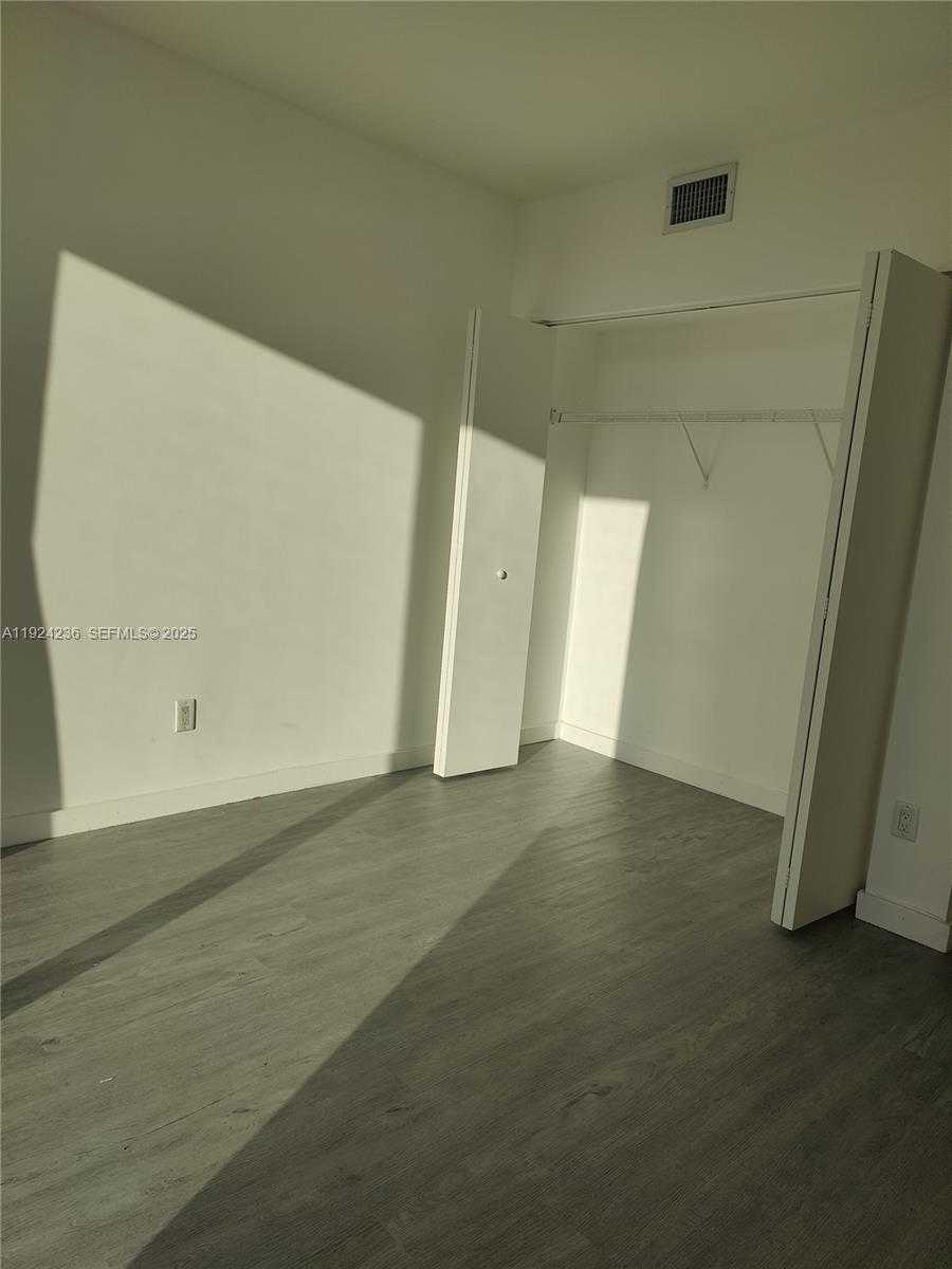 Small Image of 4250 BISCAYNE BLVD #514, Miami Number 13