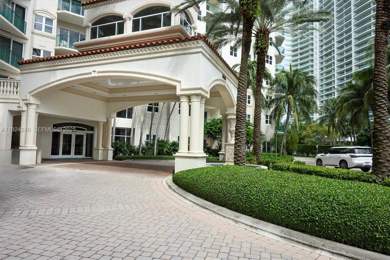 Small Image of 20000 EAST COUNTRY CLUB DR #302, Aventura Number 17