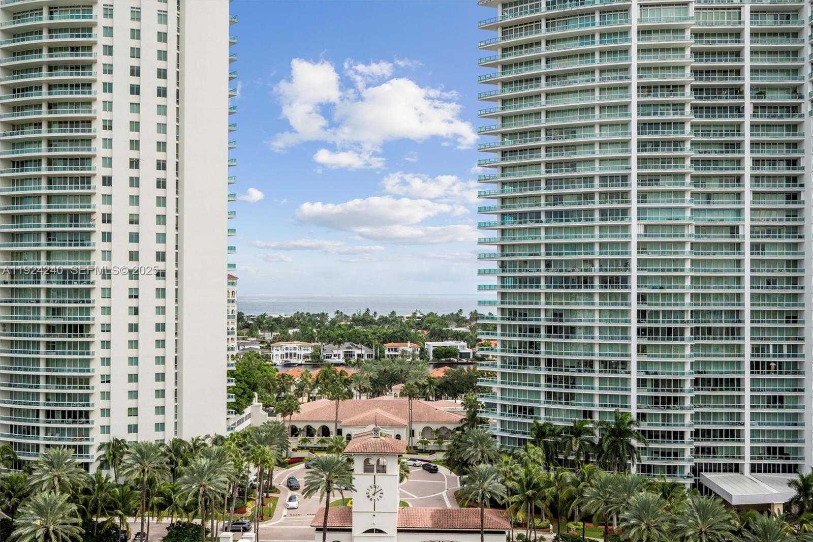 Small Image of 20000 EAST COUNTRY CLUB DR #302, Aventura Number 6