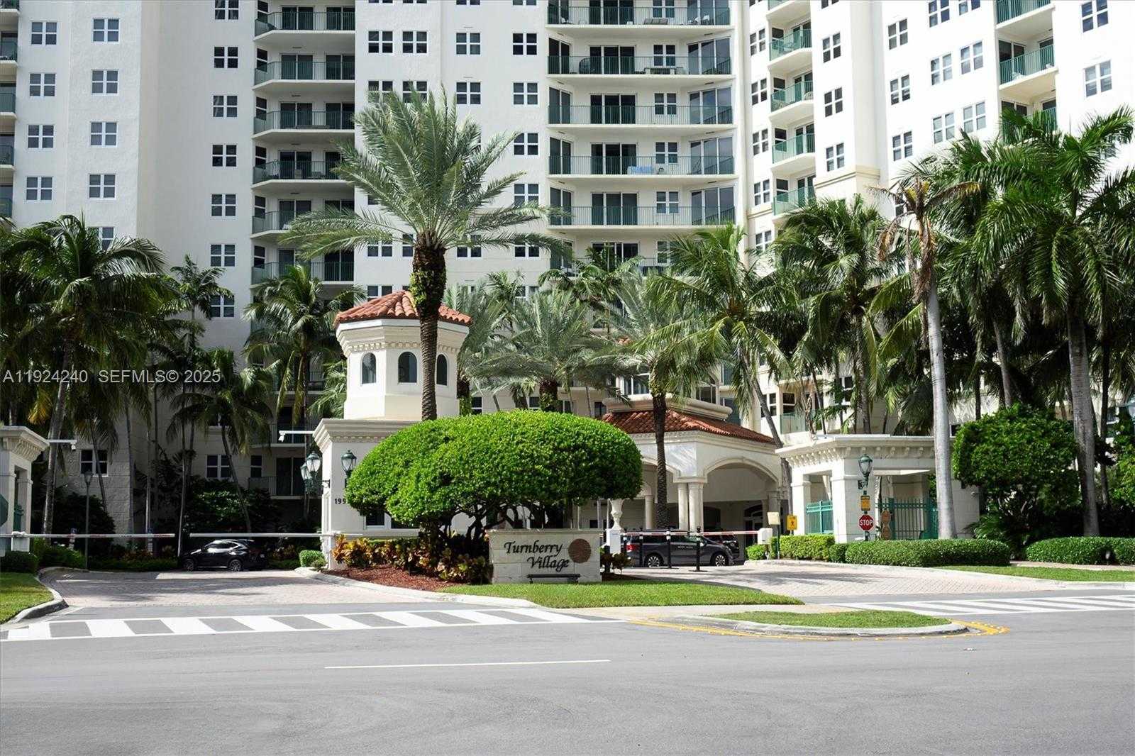 Small Image of 20000 EAST COUNTRY CLUB DR #302, Aventura Number 9