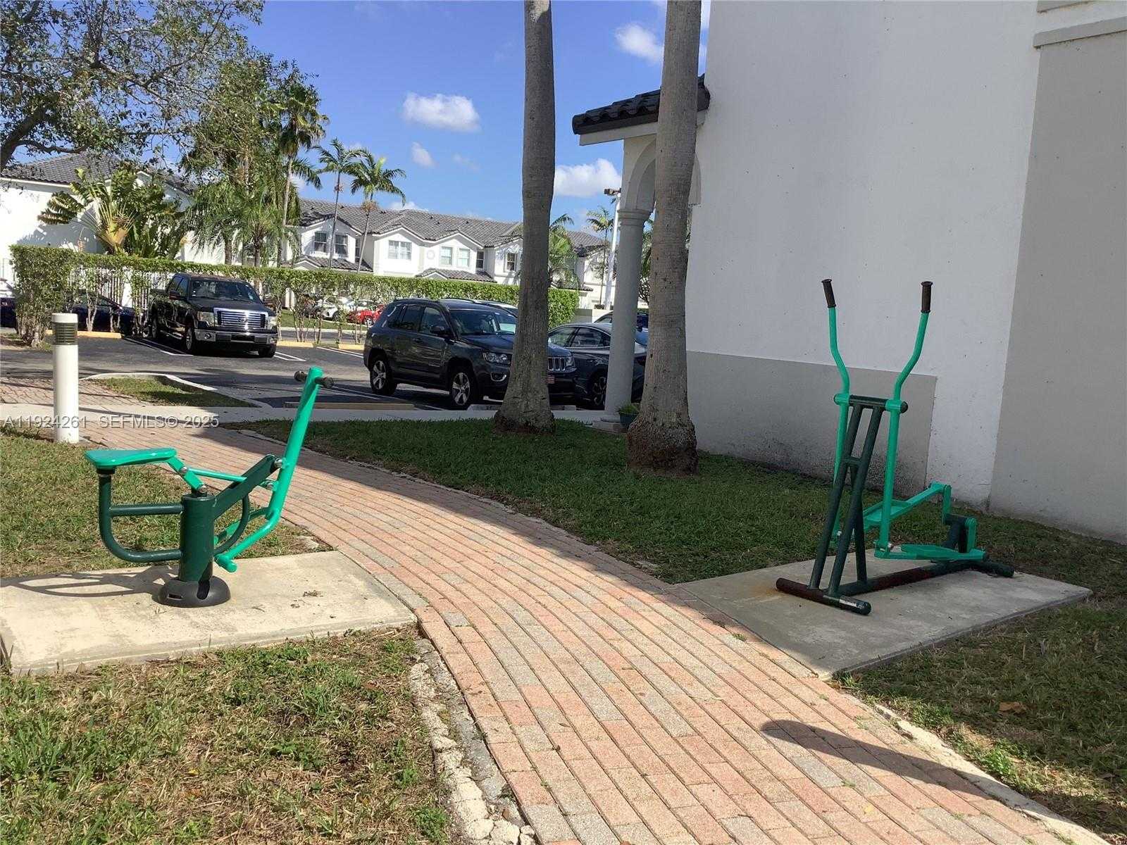 Small Image of 5460 NORTH WEST 107TH AVE #105, Doral Number 17