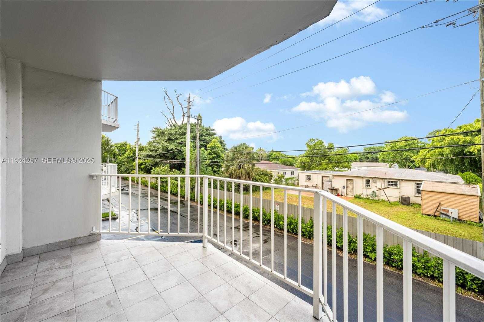 Small Image of 16740 NORTH EAST 9TH AVE #203, North Miami Beach Number 18