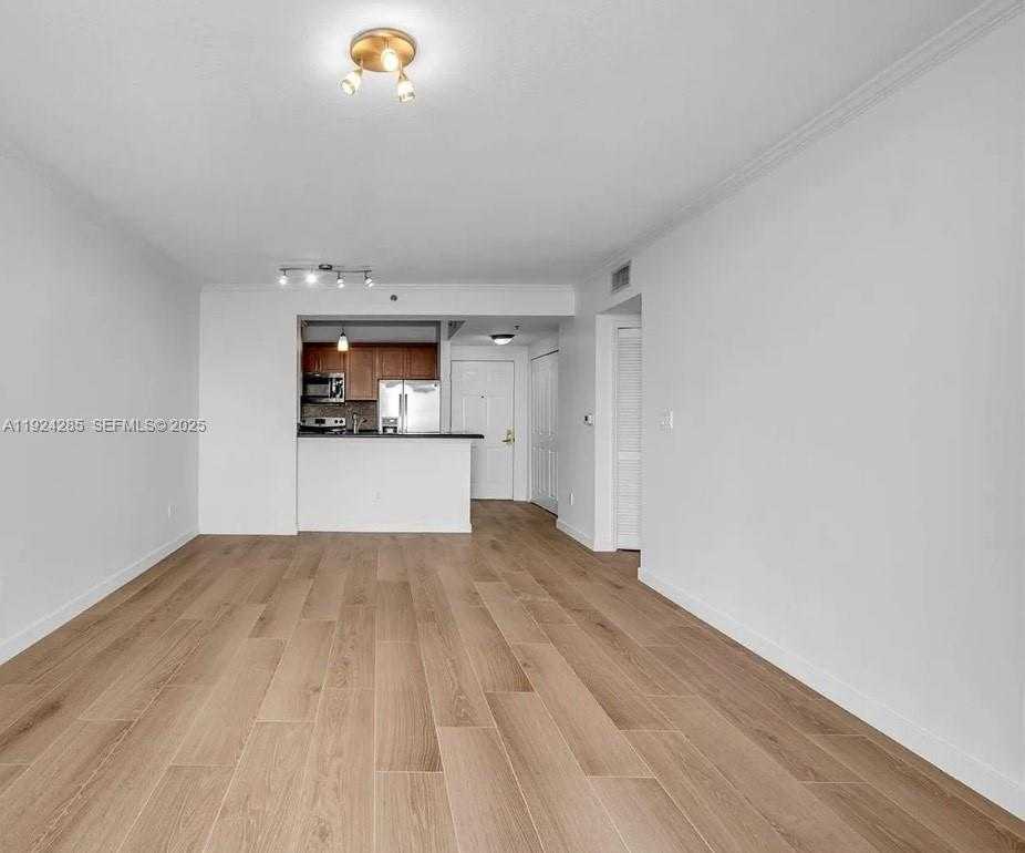 Small Image of 2665 SOUTH WEST 37TH AVE #1501, Miami Number 6