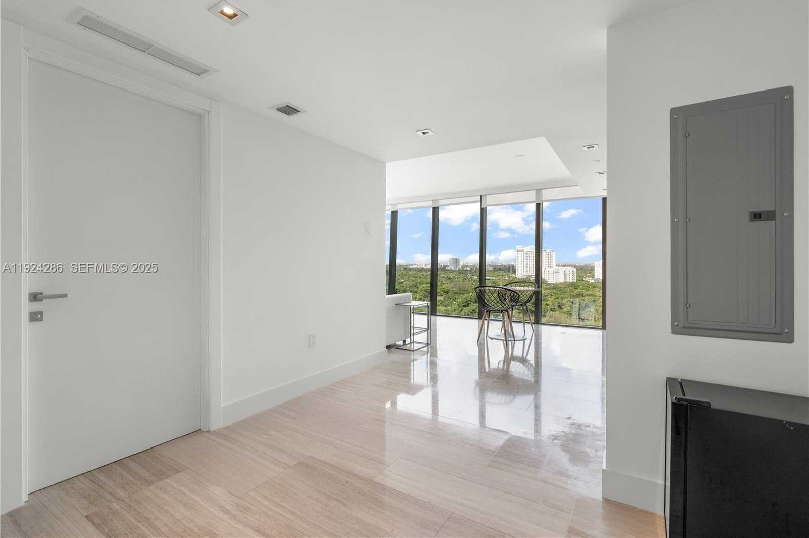Small Image of 1451 BRICKELL AVE #1204, Miami Number 2