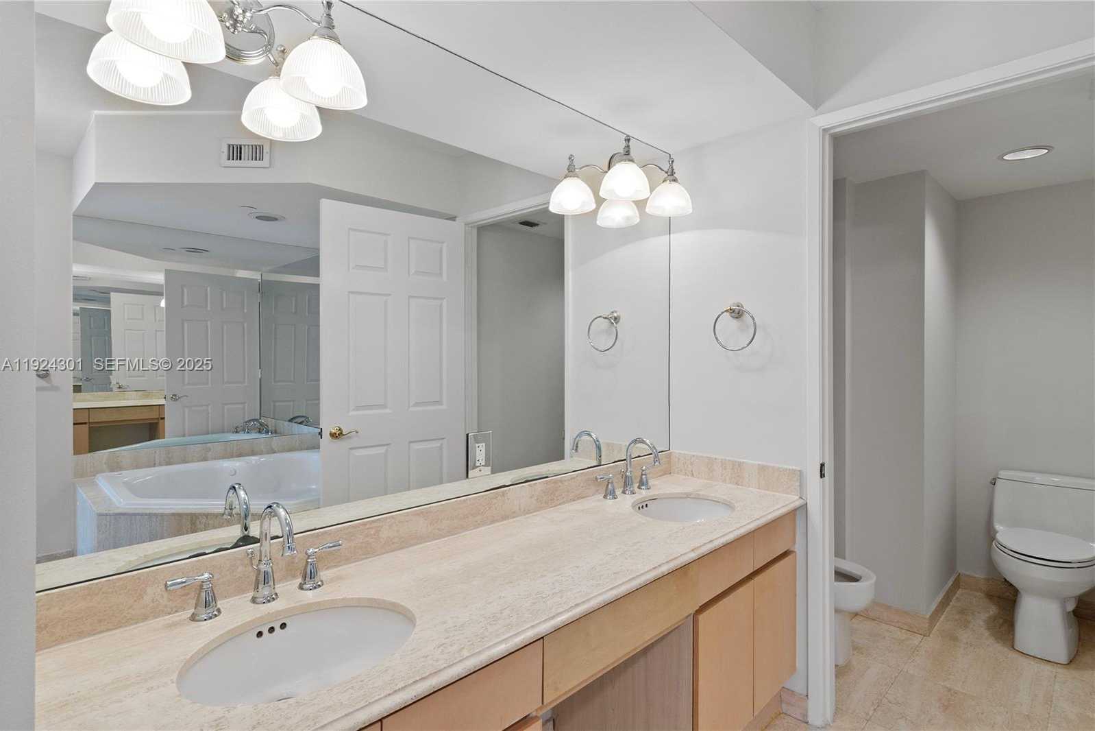 Imagen de Pequeño Objeto