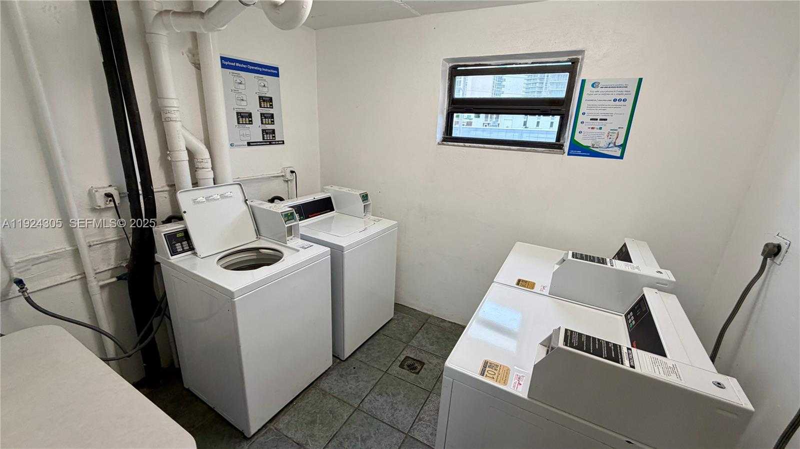 Small Image of 16909 NORTH BAY RD #504, Sunny Isles Beach Number 20