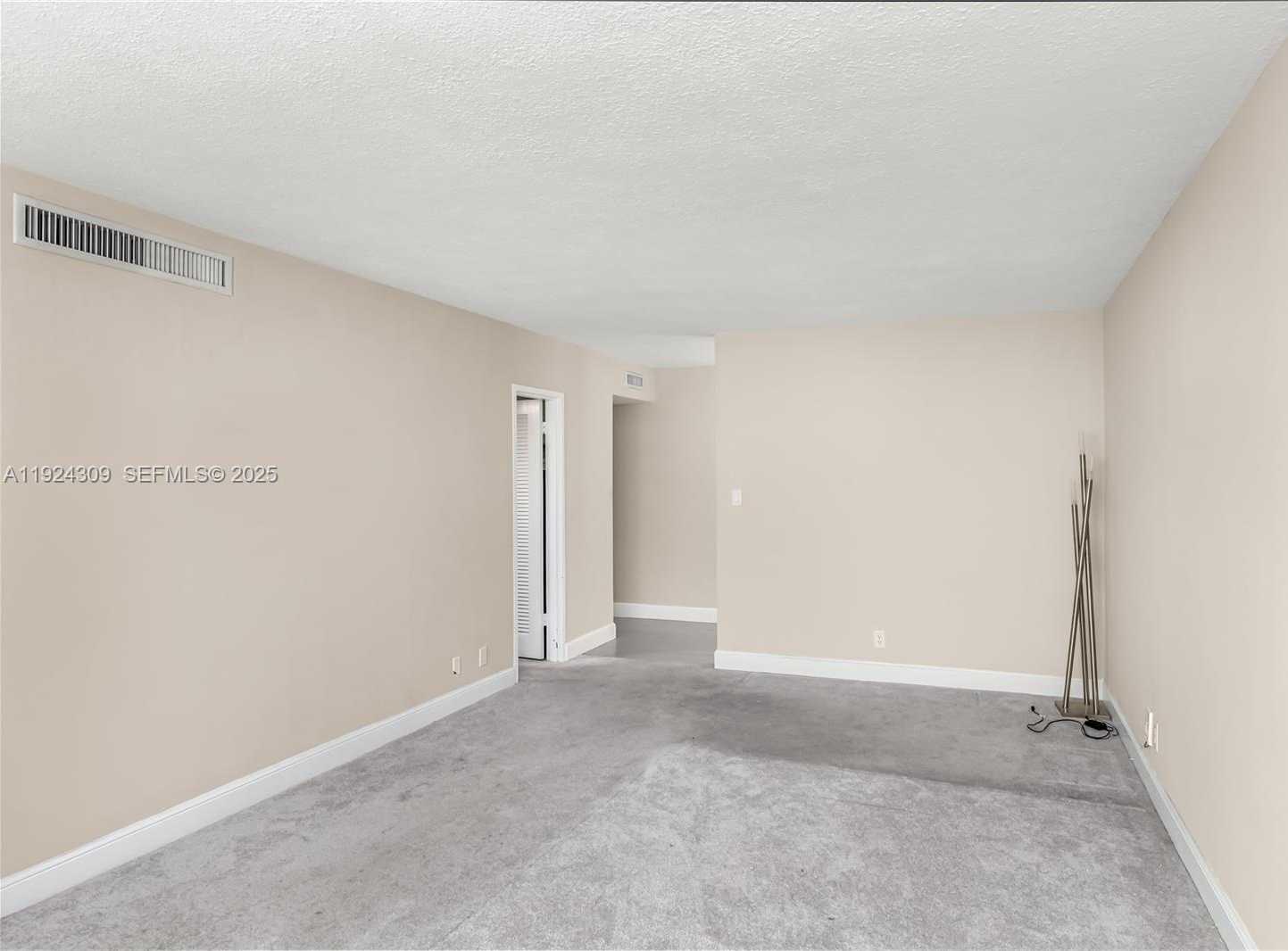 Small Image of 9225 COLLINS AVE #612, Surfside Number 10