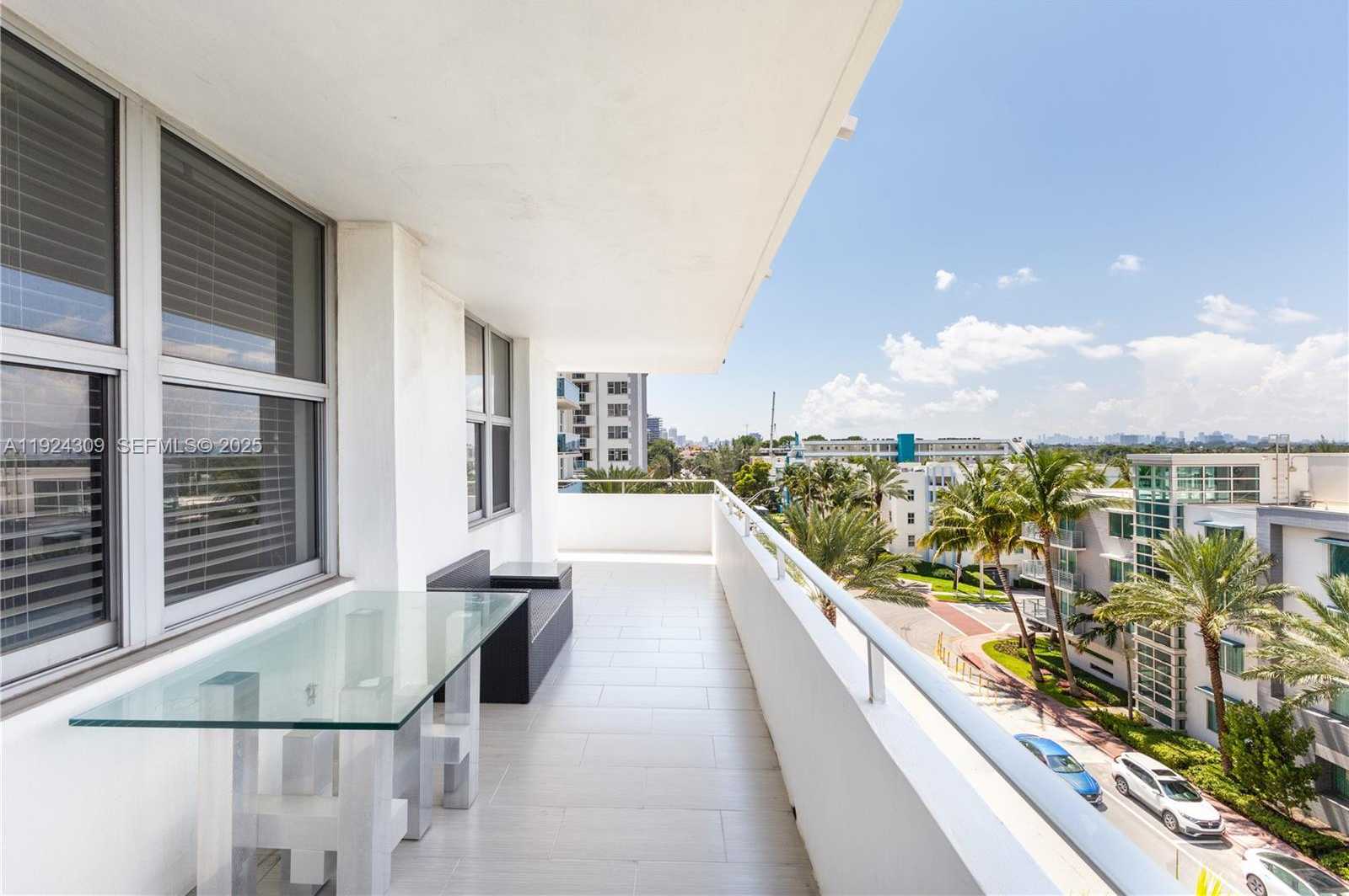 Small Image of 9225 COLLINS AVE #612, Surfside Number 24