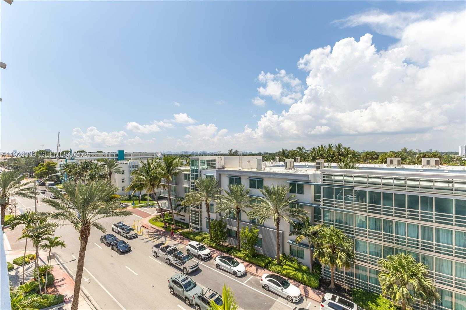 Small Image of 9225 COLLINS AVE #612, Surfside Number 31