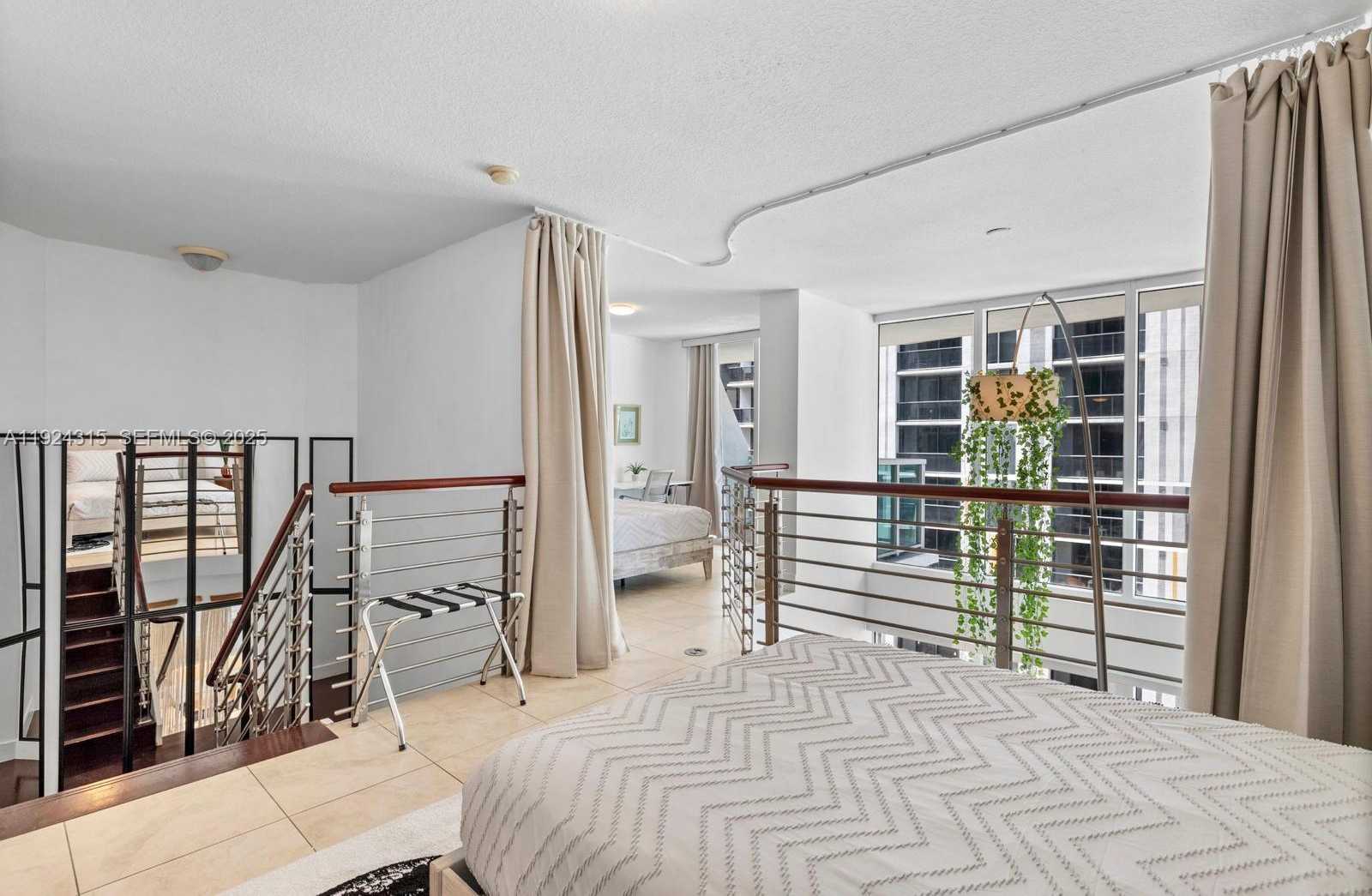 Small Image of 41 SOUTH EAST 5TH ST #510, Miami Number 21