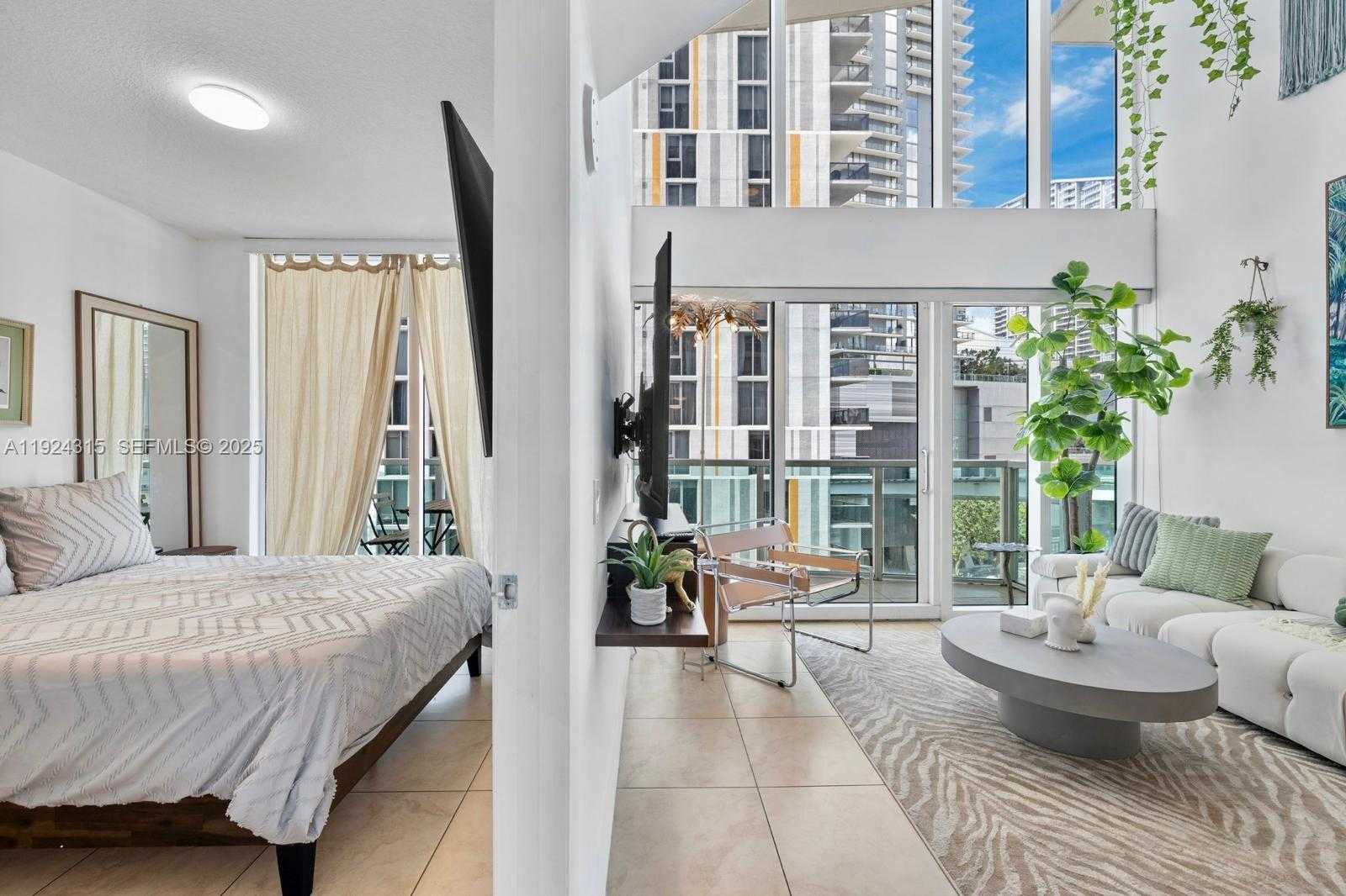 Small Image of 41 SOUTH EAST 5TH ST #510, Miami Number 25