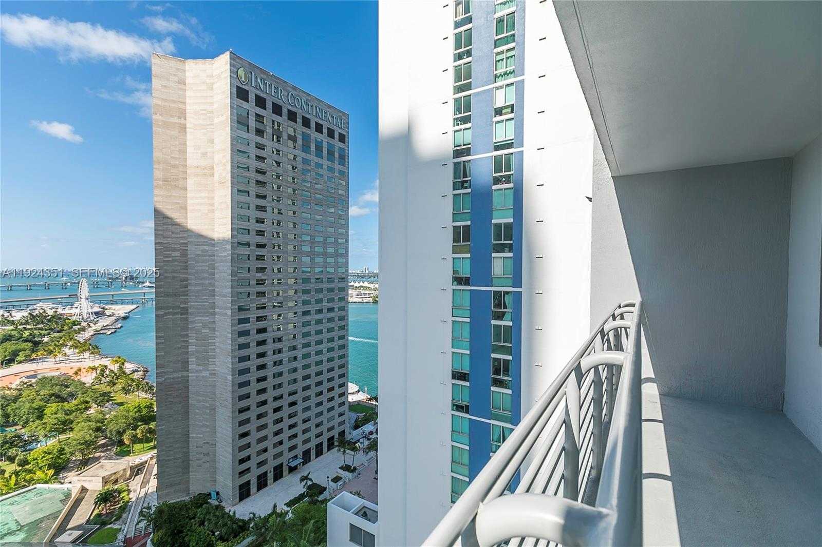 Small Image of 325 SOUTH BISCAYNE BLVD #2424, Miami Number 2