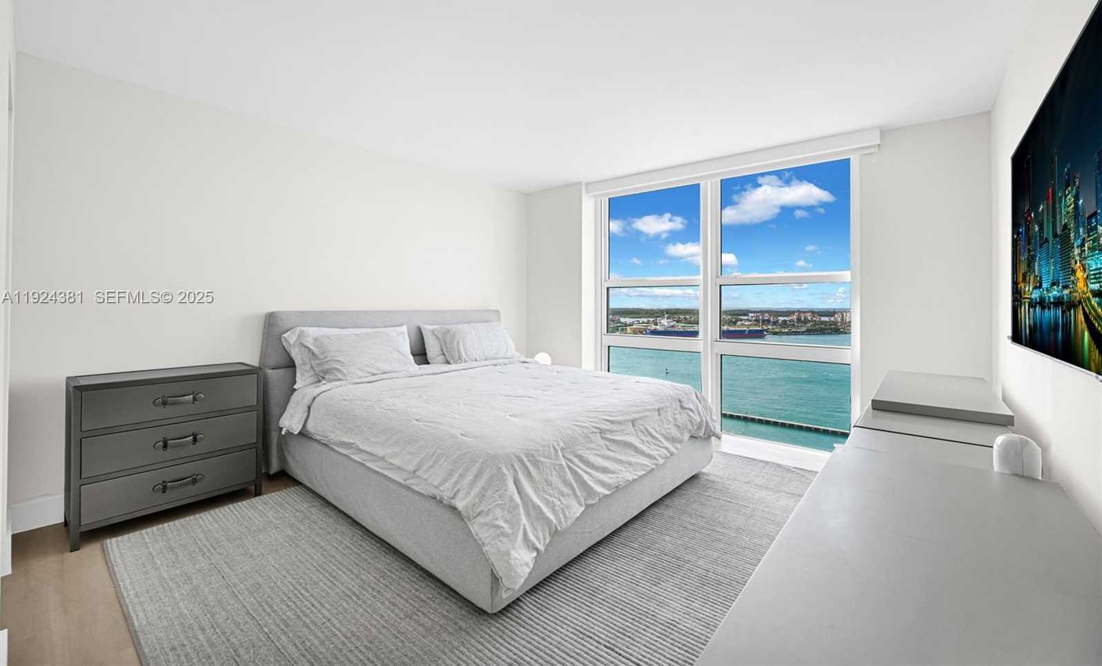 Small Image of 90 ALTON RD #1908, Miami Beach Number 17