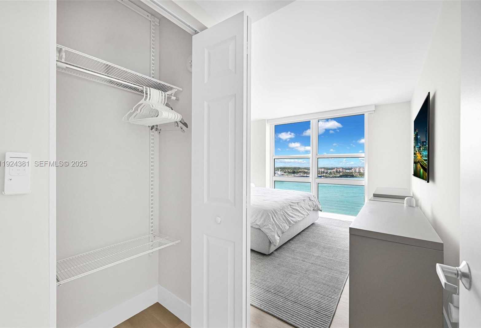 Small Image of 90 ALTON RD #1908, Miami Beach Number 24