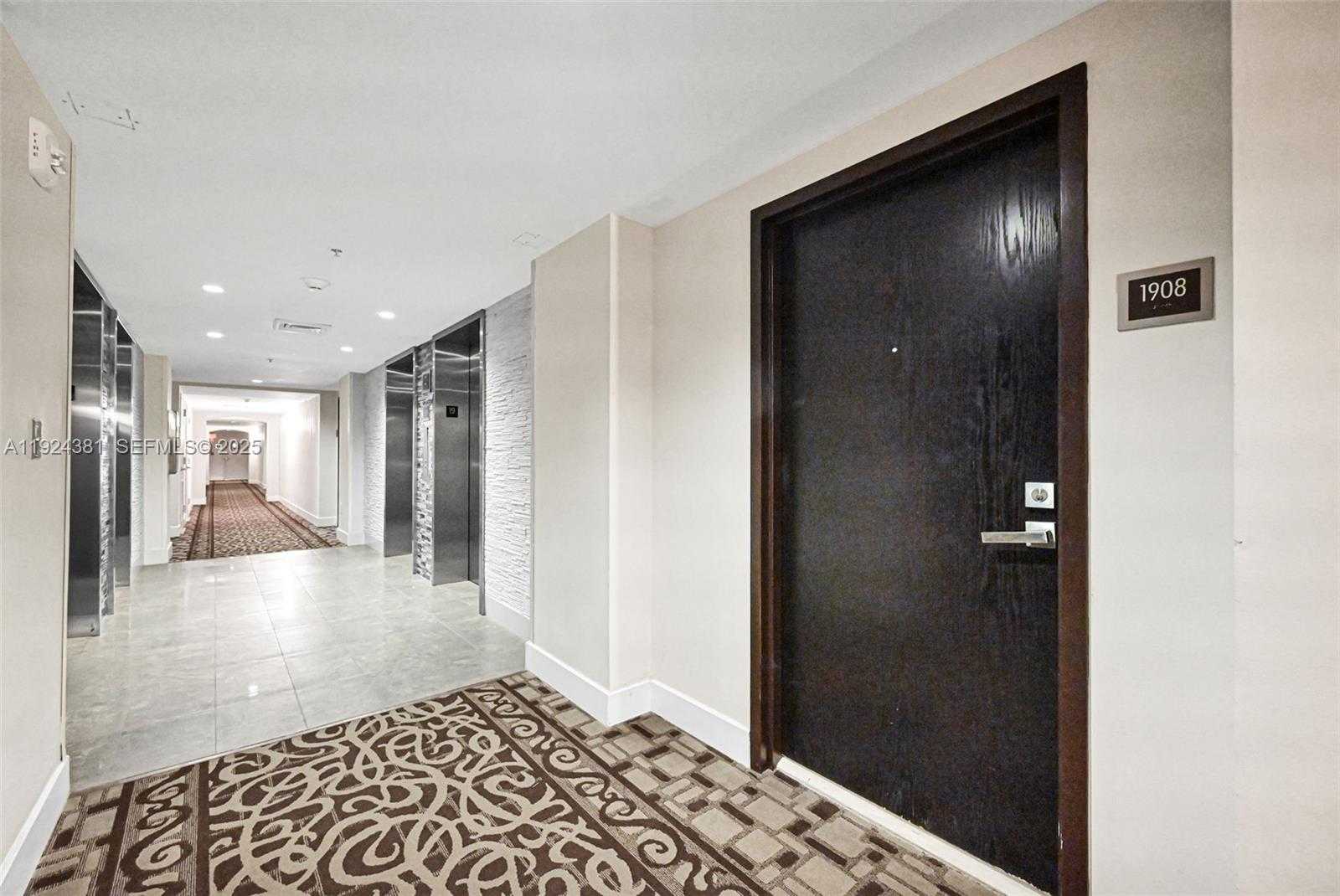 Small Image of 90 ALTON RD #1908, Miami Beach Number 38