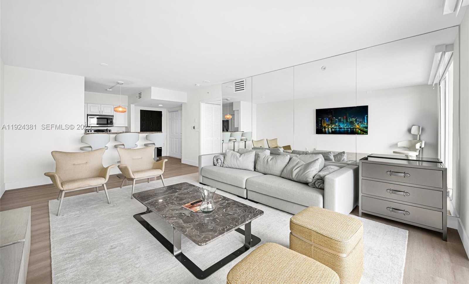 Small Image of 90 ALTON RD #1908, Miami Beach Number 4