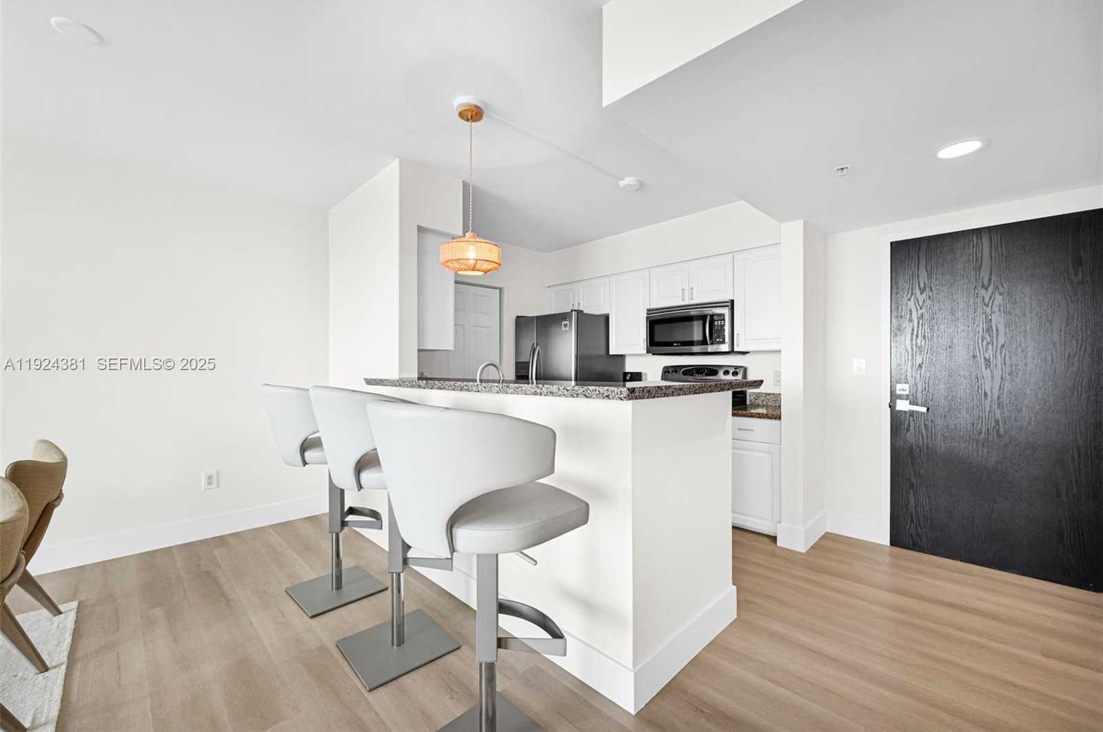 Small Image of 90 ALTON RD #1908, Miami Beach Number 8