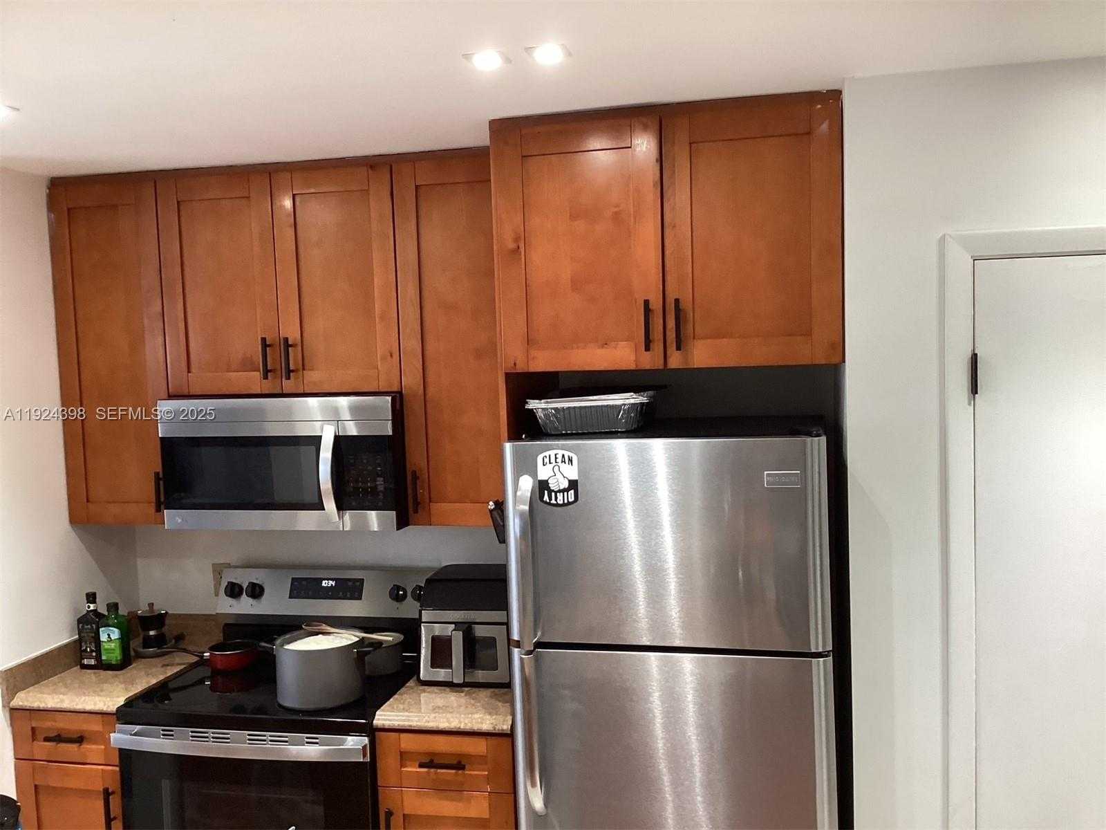 Small Image of 15330 SOUTH WEST 106TH TER #903, Miami Number 20