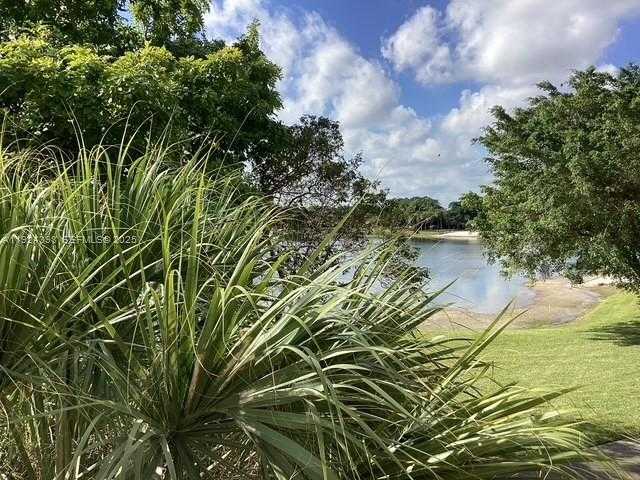 Small Image of 15330 SOUTH WEST 106TH TER #903, Miami Number 41