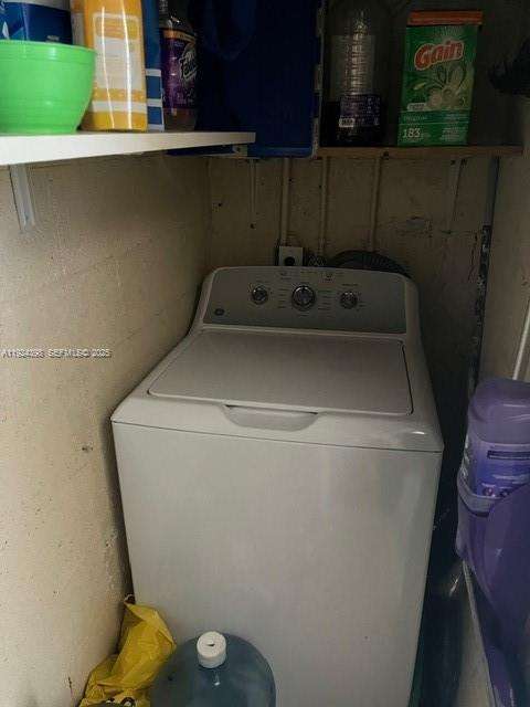 Small Image of 15330 SOUTH WEST 106TH TER #903, Miami Number 57