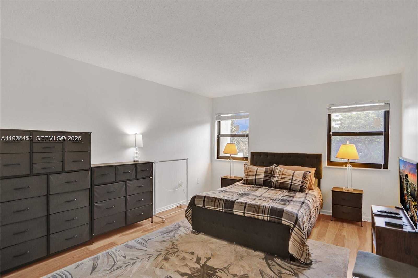 Imagen de Pequeño Objeto