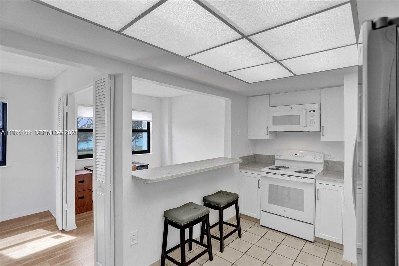 Imagen de Pequeño Objeto