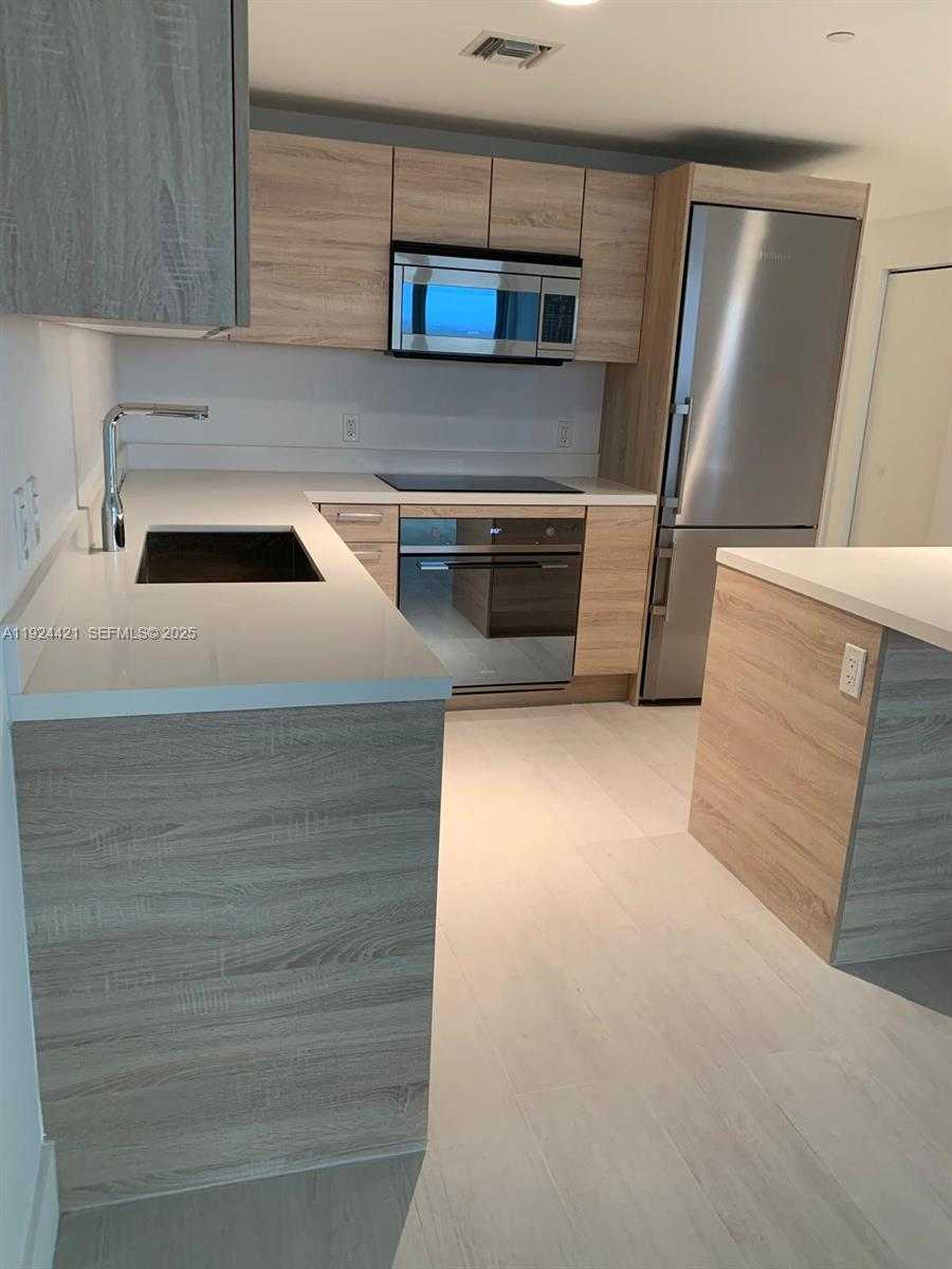 Imagen de Pequeño Objeto