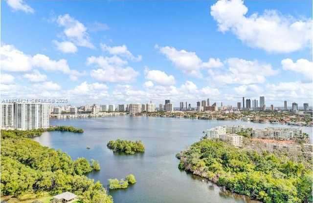 Imagen de Pequeño Objeto