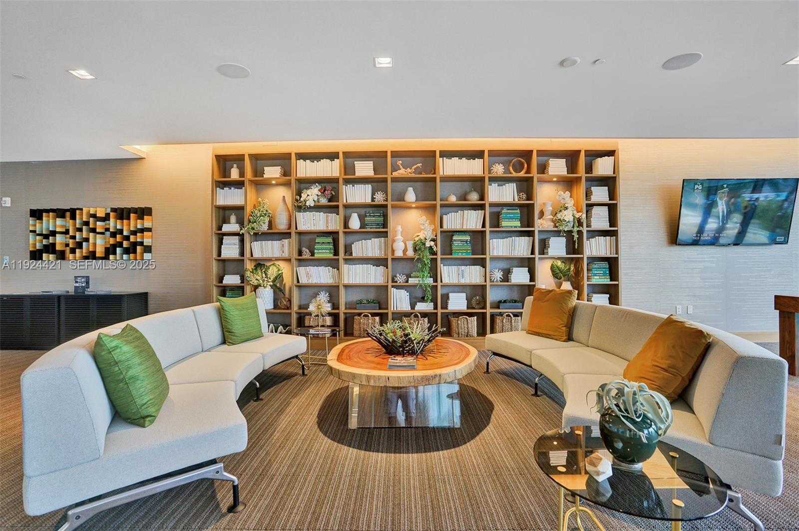 Imagen de Pequeño Objeto