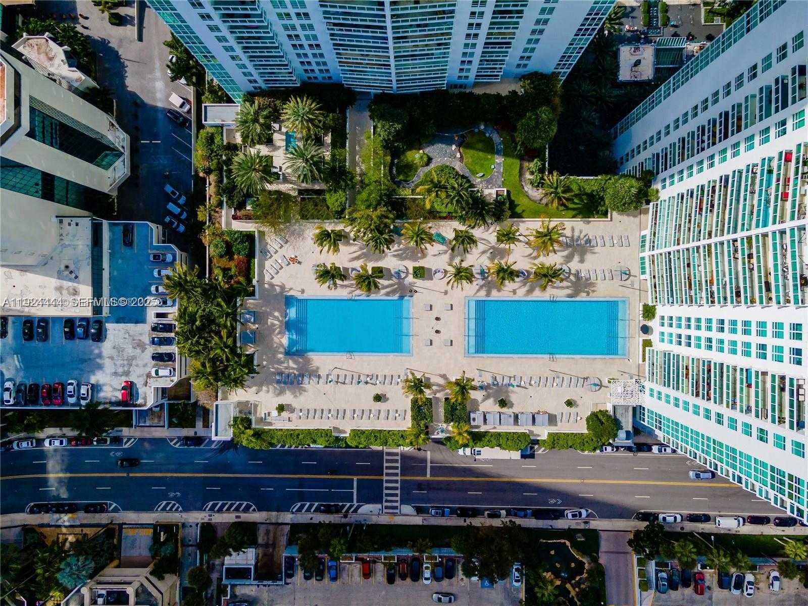 Small Image of 950 BRICKELL BAY DR #4206, Miami Number 26