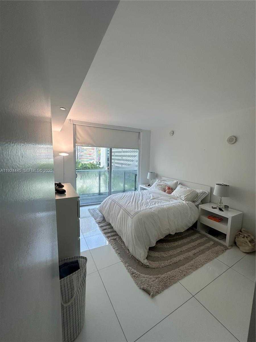 Small Image of 1100 SOUTH MIAMI AVE #509, Miami Number 9