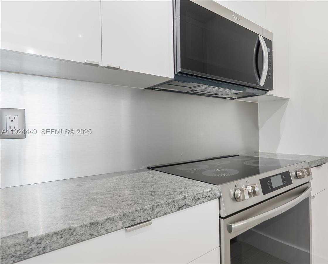 Small Image of 850 NORTH MIAMI AVE #W-1707, Miami Number 10