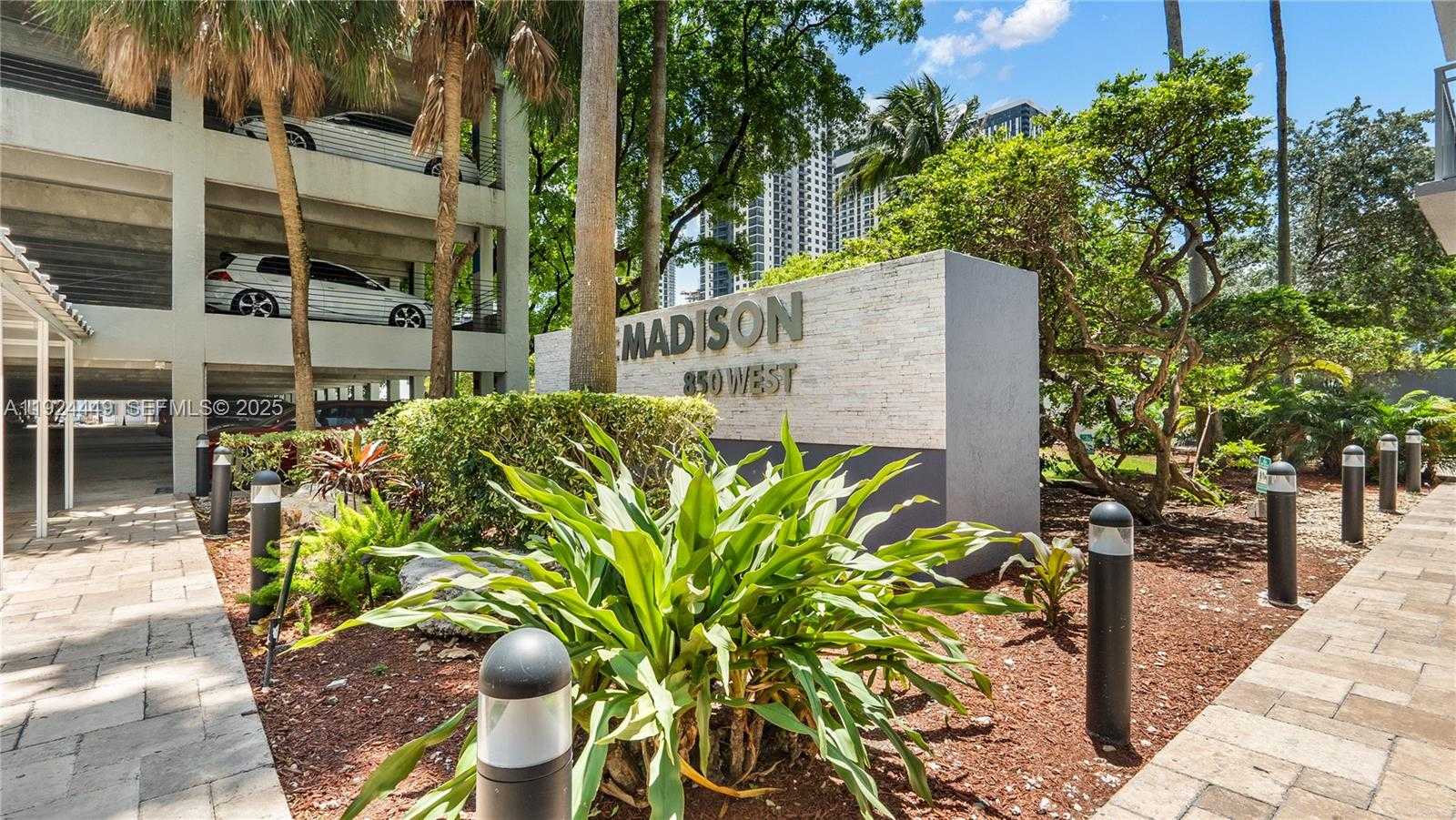 Small Image of 850 NORTH MIAMI AVE #W-1707, Miami Number 35