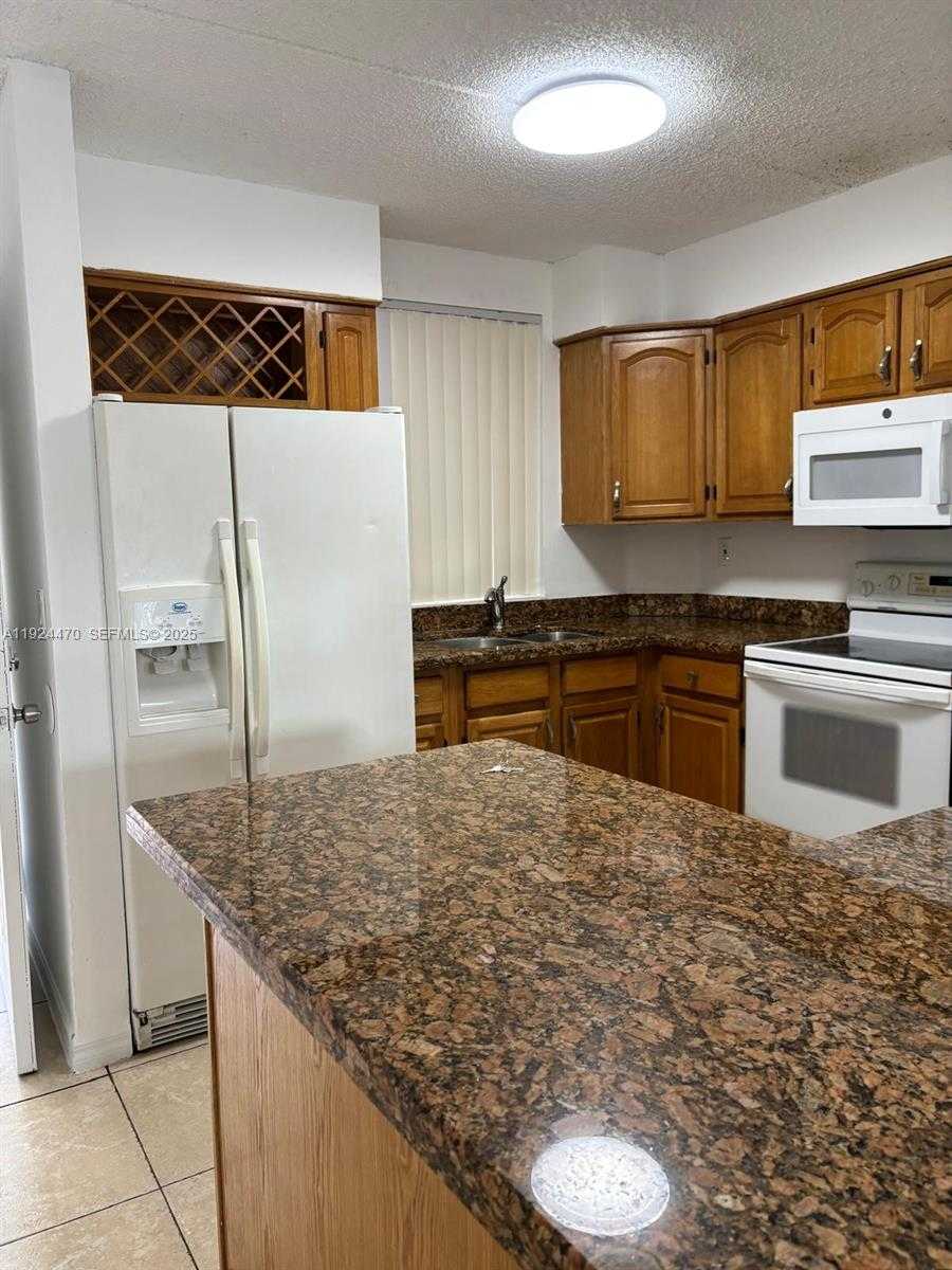 Small Image of 6045 NORTH WEST 186TH ST #123, Hialeah Number 2
