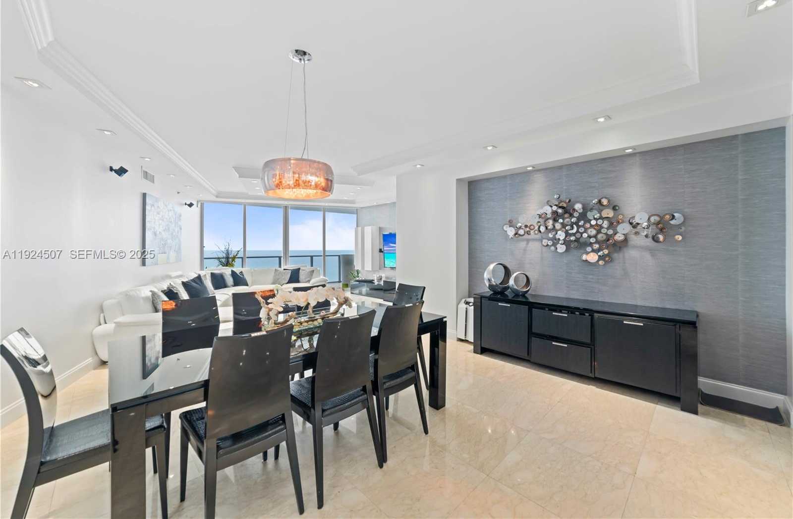 Imagen de Pequeño Objeto