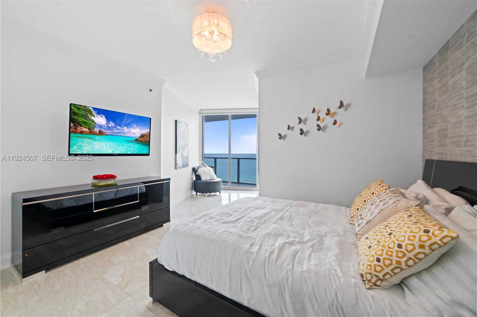 Imagen de Pequeño Objeto