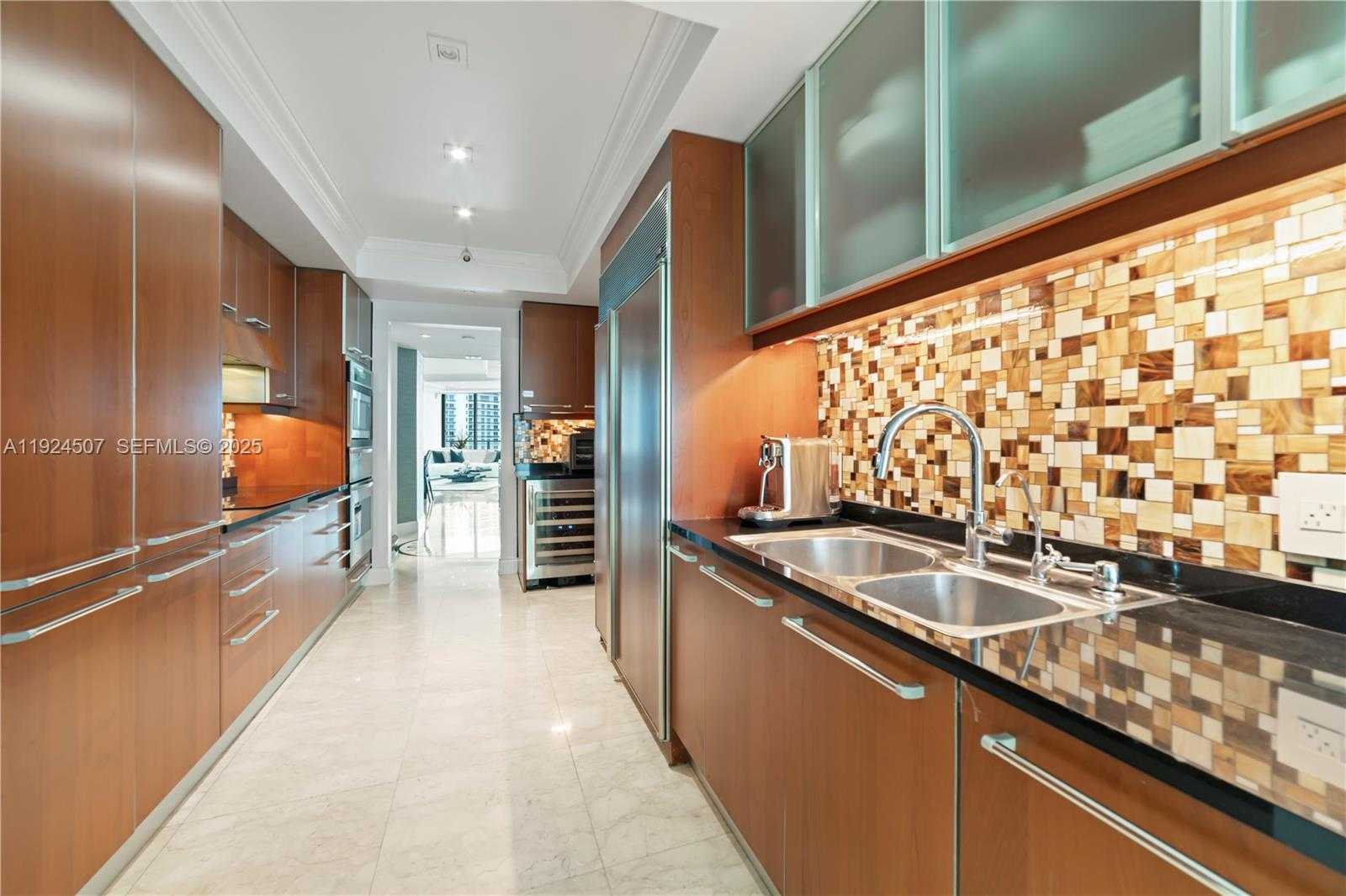 Imagen de Pequeño Objeto