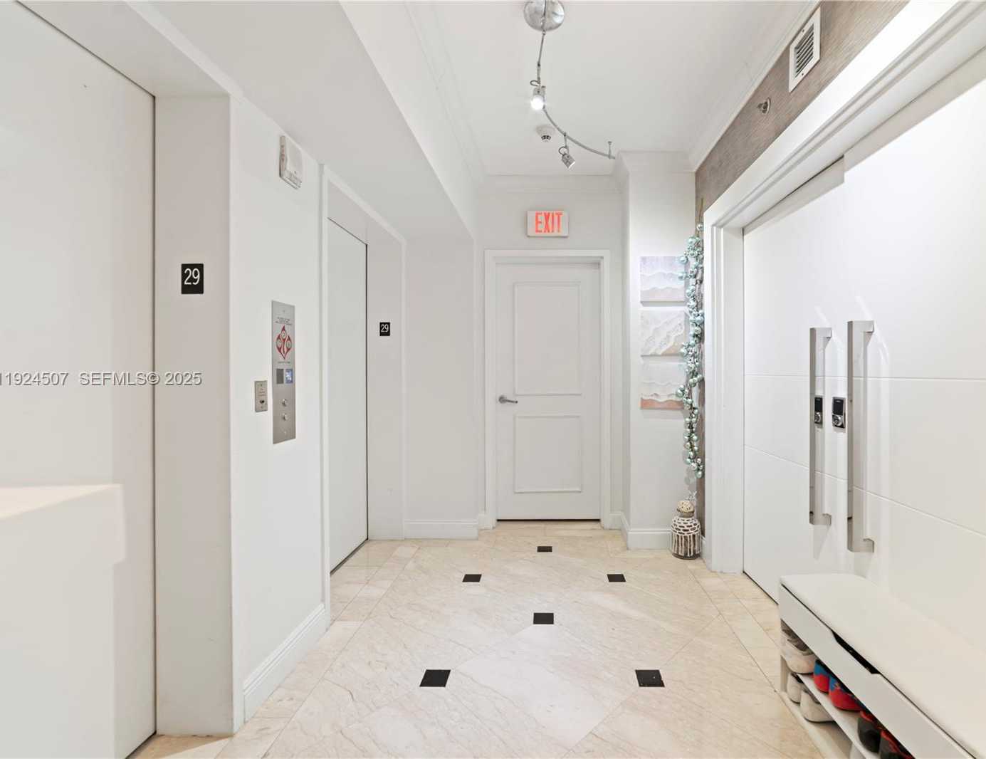 Imagen de Pequeño Objeto