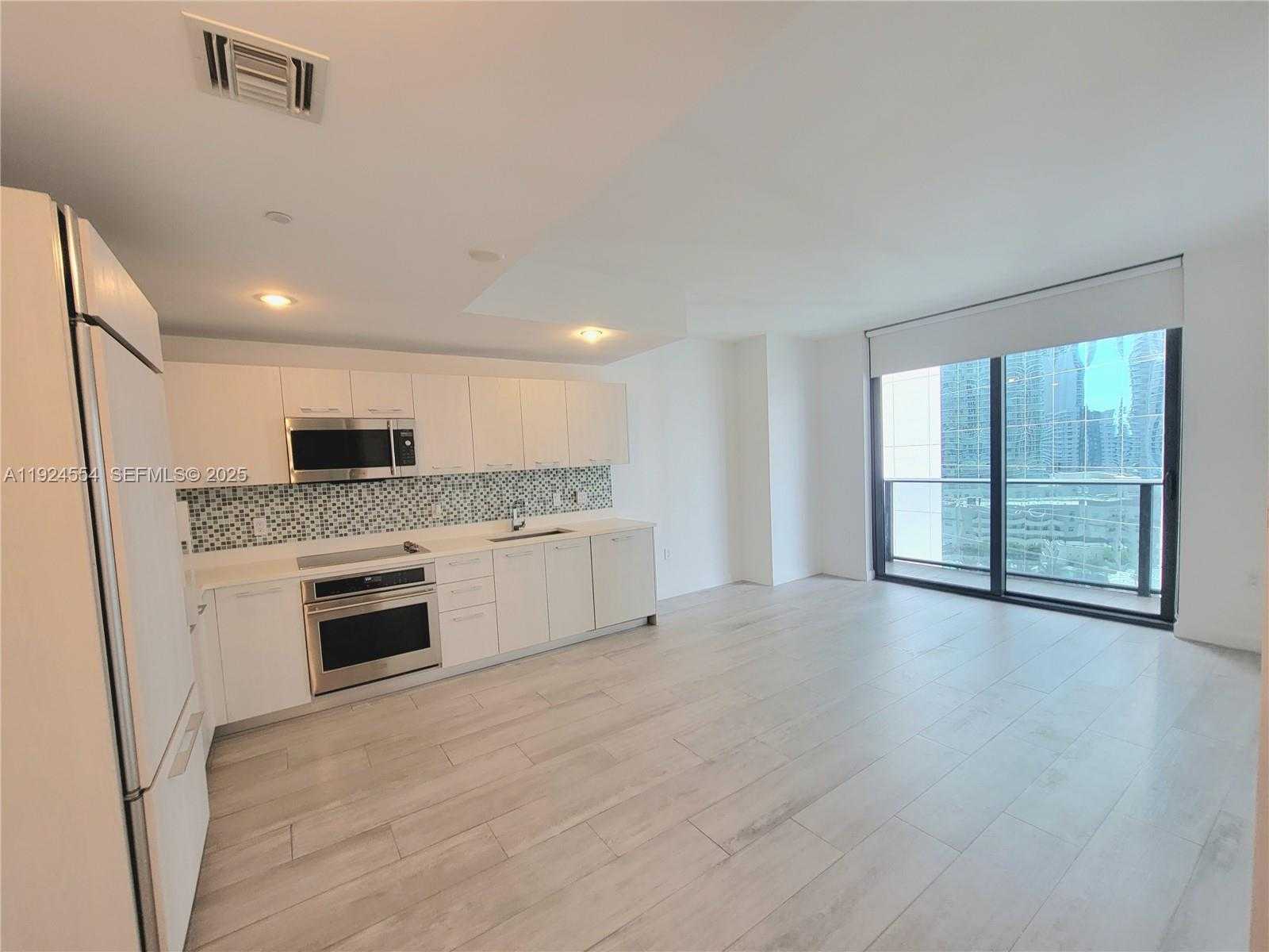 Small Image of 55 SOUTH WEST 9TH ST #1807, Miami Number 11