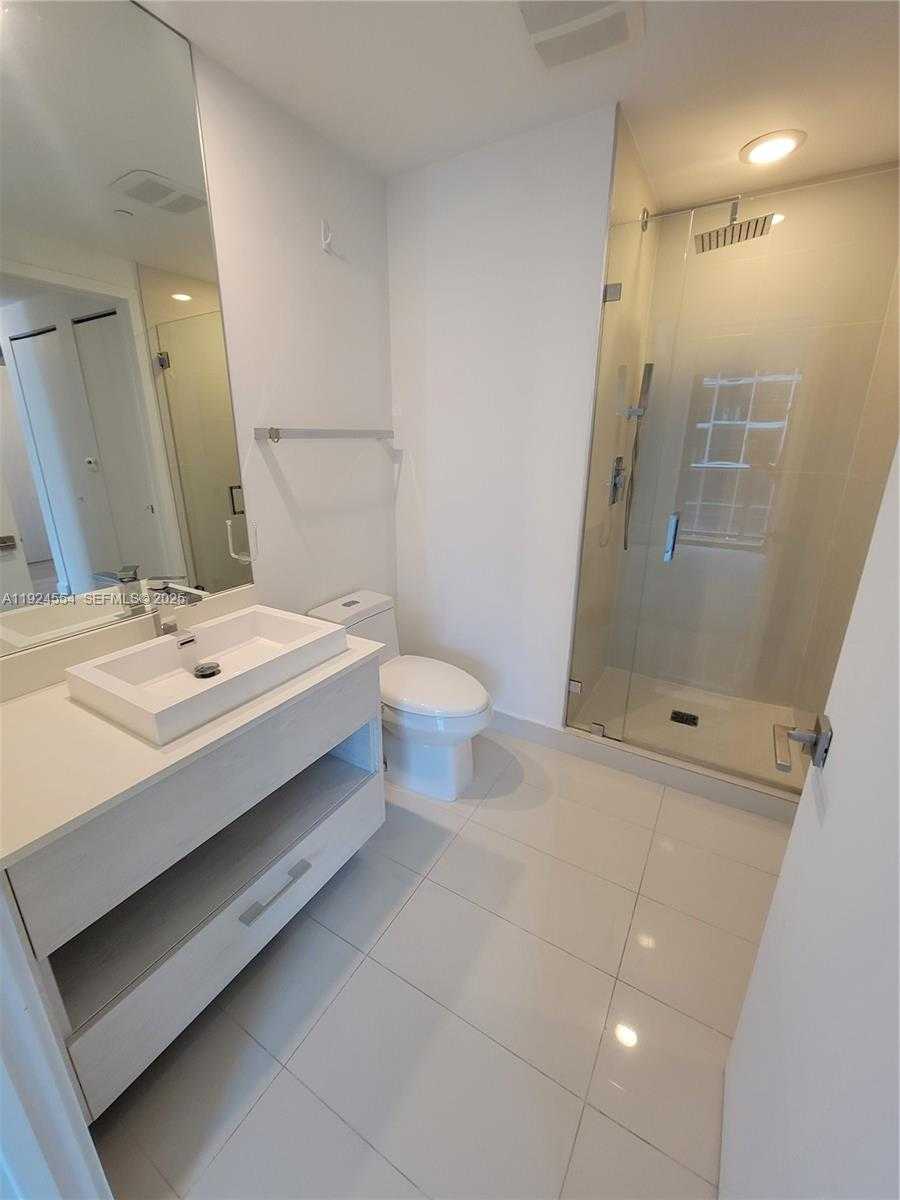 Small Image of 55 SOUTH WEST 9TH ST #1807, Miami Number 12