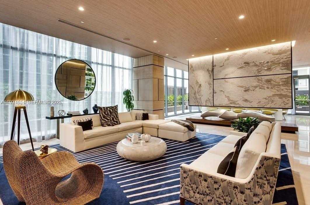 Small Image of 55 SOUTH WEST 9TH ST #1807, Miami Number 18